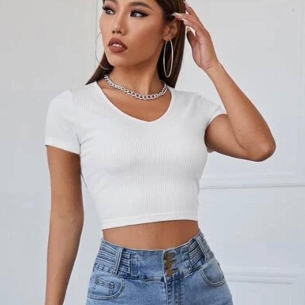 Black ribbed cropped top NWOT XS